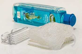 clean disgusting bathtub